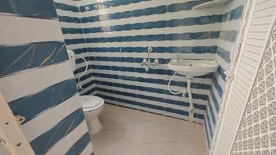 Bathroom Image of 360 Sq.ft 1 RK Apartment / Flat for sale in Keshtopur Kolkata for Rs. 1200000