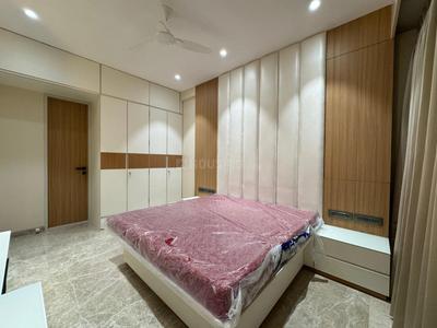 Bedroom Image of 1800 Sq.ft 4 BHK Apartment / Flat for sale in Bandra West Mumbai for Rs. 125000000