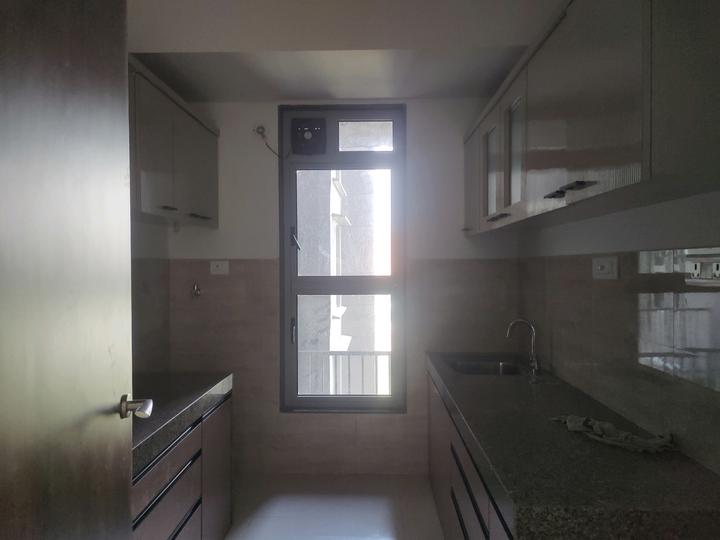 Sunteck City 4th Avenue Main Image 1