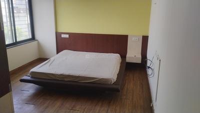 Bedroom Image of 1100 Sq.ft 3 BHK Apartment / Flat for rent in Amit Bloomfield Apartment, Ambegaon Budruk Pune for Rs. 32000