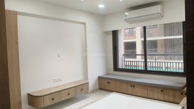 Bedroom Image of 2333 Sq.ft 3 BHK Apartment / Flat for rent in Shivalik Green View, Shantigram Ahmedabad for Rs. 75000