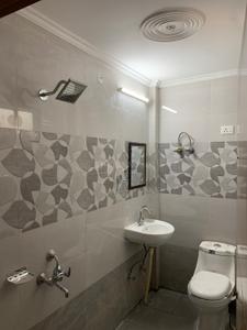 Bathroom Image of 1500 Sq.ft 2 BHK Independent House for rent in Sector 52 Gurgaon for Rs. 50000