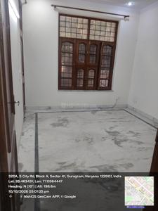 Bedroom Image of 2100 Sq.ft 3 BHK Builder Floor for rent in South City Floors 1, Sector 41 Gurgaon for Rs. 50000
