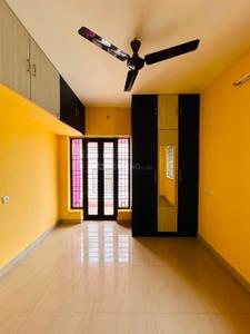 Hall Image of 950 Sq.ft 2 BHK Apartment / Flat for sale in Thoraipakkam Chennai for Rs. 7500000