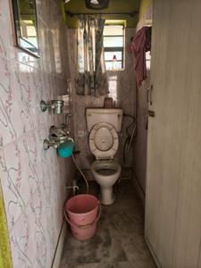 Bathroom Image of 1000 Sq.ft 3 BHK Apartment / Flat for sale in Barisha Kolkata for Rs. 3700000
