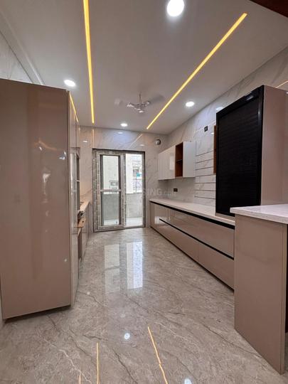 Sector 43, Green Field Colony Main Image 1