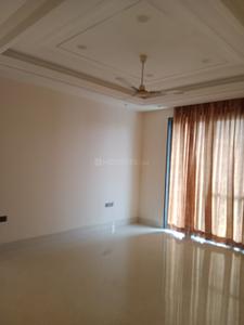 Hall Image of 1045 Sq.ft 2 BHK Apartment / Flat for sale in SRS Royal Hills, Sector 87 Faridabad for Rs. 8000000