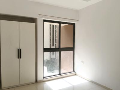 Bedroom Image of 900 Sq.ft 2 BHK Apartment / Flat for rent in Lodha Splendora Riverview, Kasarvadavali Thane for Rs. 31000