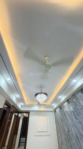 Passage Image of 1275 Sq.ft 2.5 BHK Apartment / Flat for sale in Sector 73 Noida for Rs. 4965000