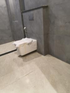 Common Bathroom Image of 4500 Sq.ft 4 BHK Builder Floor for rent in Sector 26A Gurgaon for Rs. 200000