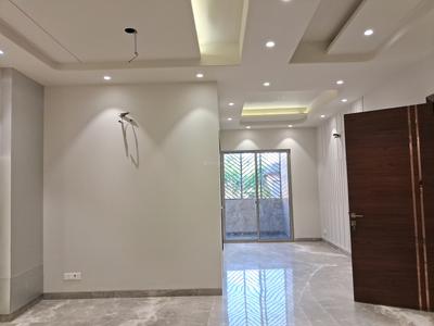 Living Room Image of 1800 Sq.ft 3 BHK Builder Floor for sale in Paschim Vihar New Delhi for Rs. 36000000