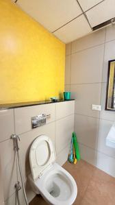 Bathroom Image of 1425 Sq.ft 3 BHK Apartment / Flat for sale in SFS Silicon Hills and Medows, Kakkanad Kochi for Rs. 11800000