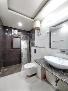 Bathroom Image of 2800 Sq.ft 4 BHK Apartment / Flat for sale in CGHS The New Greenwood, Sector 52 Gurgaon for Rs. 34000000