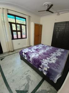 Bedroom Image of 689 Sq.ft 1 BHK Independent House for rent in Sector 4 Gurgaon for Rs. 15500
