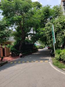 Image of 9035 Sq.ft 5 BHK Independent House for sale in Sector 72, Noida for Rs. 70000000