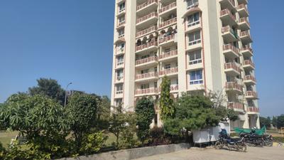 Image of 1082 Sq.ft 2.5 BHK Apartment / Flat for sale in Hindustan HFL Presidency Estate, RIICO Industrial Area, Bhiwadi for Rs. 5960000