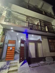 Image of 1000 Sq.ft 2 BHK Builder Floor for rent in Krishna Nagar, Lucknow for Rs. 15000
