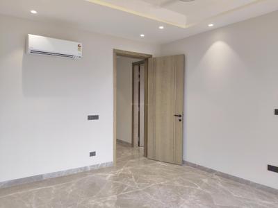 Bedroom Image of 2050 Sq.ft 4 BHK Builder Floor for sale in Ansal Versalia, Sector 67 Gurgaon for Rs. 32500000