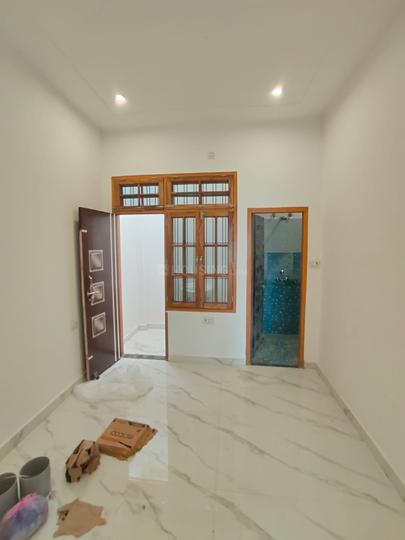 Chinhat Main Image 1