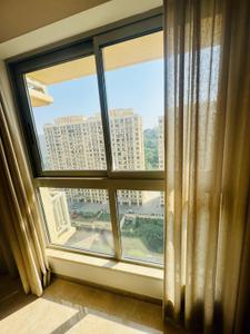 Bedroom Image of 600 Sq.ft 1 BHK Apartment / Flat for sale in Hiranandani Regent Hill A B C D And E Wing, Powai Mumbai for Rs. 18800000