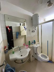 Bathroom Image of 2100 Sq.ft 3 BHK Apartment / Flat for sale in ATS Advantage, Indirapuram Ghaziabad for Rs. 33500000