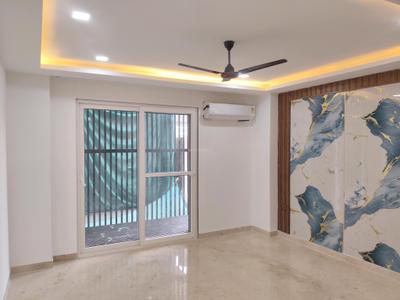 Bedroom Image of 2400 Sq.ft 4 BHK Builder Floor for sale in Ansal Esencia Sector 67, Sector 67 Gurgaon for Rs. 35500000