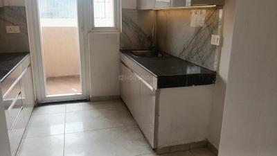 Kitchen Image of 1750 Sq.ft 3 BHK Apartment / Flat for rent in ACE Parkway, Sector 150 Noida for Rs. 45000