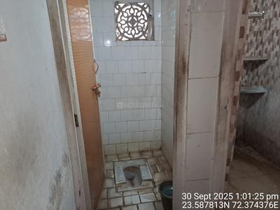 Image of 588 Sq.ft 1 BHK Apartment / Flat for rent in Nagalpur Part, Mehsana for Rs. 4500