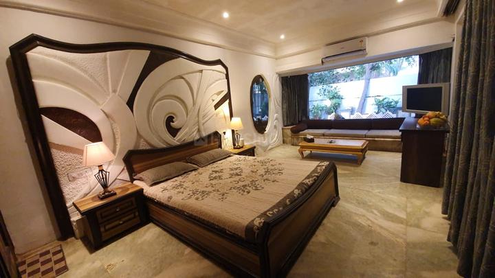 Bedroom Image of Seprate room in Juhu, Mumbai