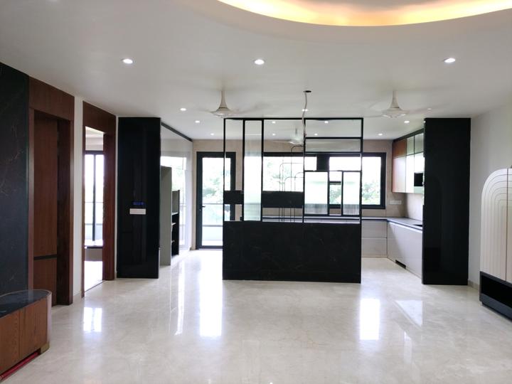 Garg realtors Main Image 1