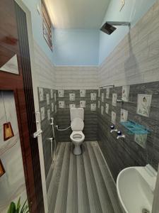 Bathroom Image of 800 Sq.ft 2 BHK Independent House for sale in Jayam Avenue, Thirunindravur Chennai for Rs. 4200000
