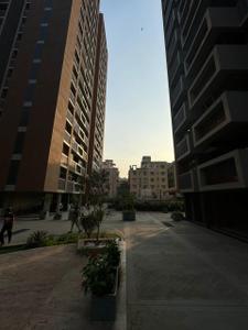 Image of 1673 Sq.ft 3 BHK Apartment / Flat for sale in Satyam Skyline II, Naranpura, Ahmedabad for Rs. 12000000