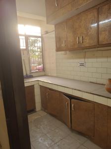 Kitchen Image of 950 Sq.ft 2 BHK Apartment / Flat for rent in Manocha Apartment, Vikaspuri New Delhi for Rs. 25000