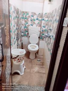 Image of 450 Sq.ft 4 BHK Independent House for sale in Krishna Nagar, New Delhi for Rs. 13200000