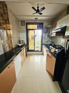 Kitchen Image of 600 Sq.ft 1 BHK Apartment / Flat for rent in Vasant Vihar Complax, Thane West Thane for Rs. 24000