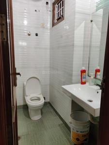 Image of 2200 Sq.ft 3.5 BHK Builder Floor for rent in Sector 46, Noida for Rs. 42000