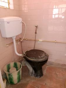Bathroom Image of 700 Sq.ft 2 BHK Apartment / Flat for sale in Santoshpur Kolkata for Rs. 4000000