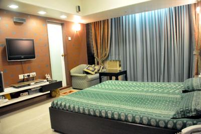 Bedroom Image of 4200 Sq.ft 5 BHK Independent House for sale in Juhu Abhishek Chs Ltd, Andheri West Mumbai for Rs. 160000000