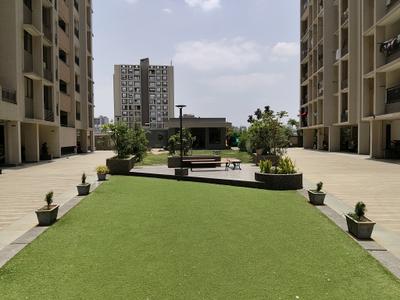 Image of 1170 Sq.ft 2 BHK Apartment / Flat for sale in Himalaya and Mainland Pinnacle II, Tragad, Ahmedabad for Rs. 5800000