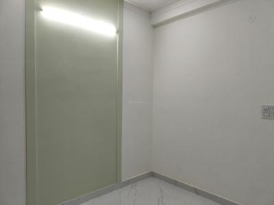 Bedroom Image of 750 Sq.ft 2 BHK Apartment / Flat for sale in Kambakshpur Noida for Rs. 3082150