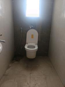 Common Bathroom One Image of 450 Sq.ft 1 RK Apartment / Flat for sale in Prithvi Proximus, Hadapsar Pune for Rs. 4400000