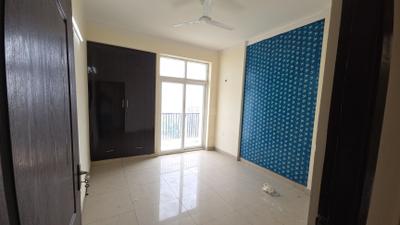 Bedroom Image of 4199 Sq.ft 5 BHK Duplex for sale in Amrapali Platinum, Sector 119 Noida for Rs. 32000000