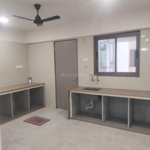 Kitchen Image of 2575 Sq.ft 3 BHK Apartment / Flat for rent in Aagam Siddhi, Vesu Surat for Rs. 40000