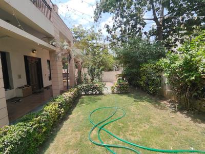 Image of 2700 Sq.ft 4 BHK Villa for sale in Ambawadi, Ahmedabad for Rs. 55000000