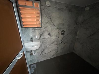 Bathroom Image of 721 Sq.ft 1 BHK Apartment / Flat for rent in Dombivli East Thane for Rs. 17000