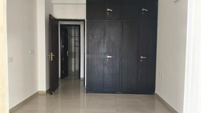 Bedroom Image of 1340 Sq.ft 3 BHK Apartment / Flat for rent in Gulshan Ikebana, Sector 143 Noida for Rs. 32000