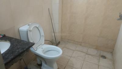 Image of 1275 Sq.ft 2 BHK Apartment / Flat for rent in Gardenia Square, Crossings Republik, Ghaziabad for Rs. 20000