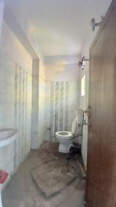Bathroom Image of 1200 Sq.ft 3 BHK Apartment / Flat for sale in Keshtopur Kolkata for Rs. 4500000