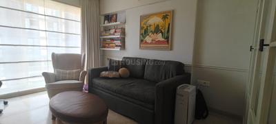 Hall Image of 930 Sq.ft 2 BHK Apartment / Flat for sale in Khar West Mumbai for Rs. 50000000
