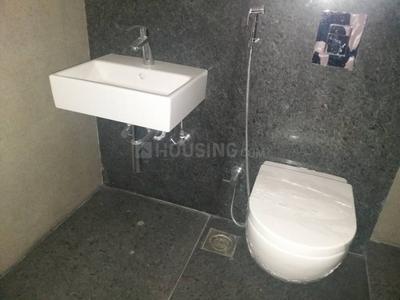 Bathroom Image of 1596 Sq.ft 2 BHK Apartment / Flat for sale in Lodha Golflinks, Khidkali Thane for Rs. 12000000